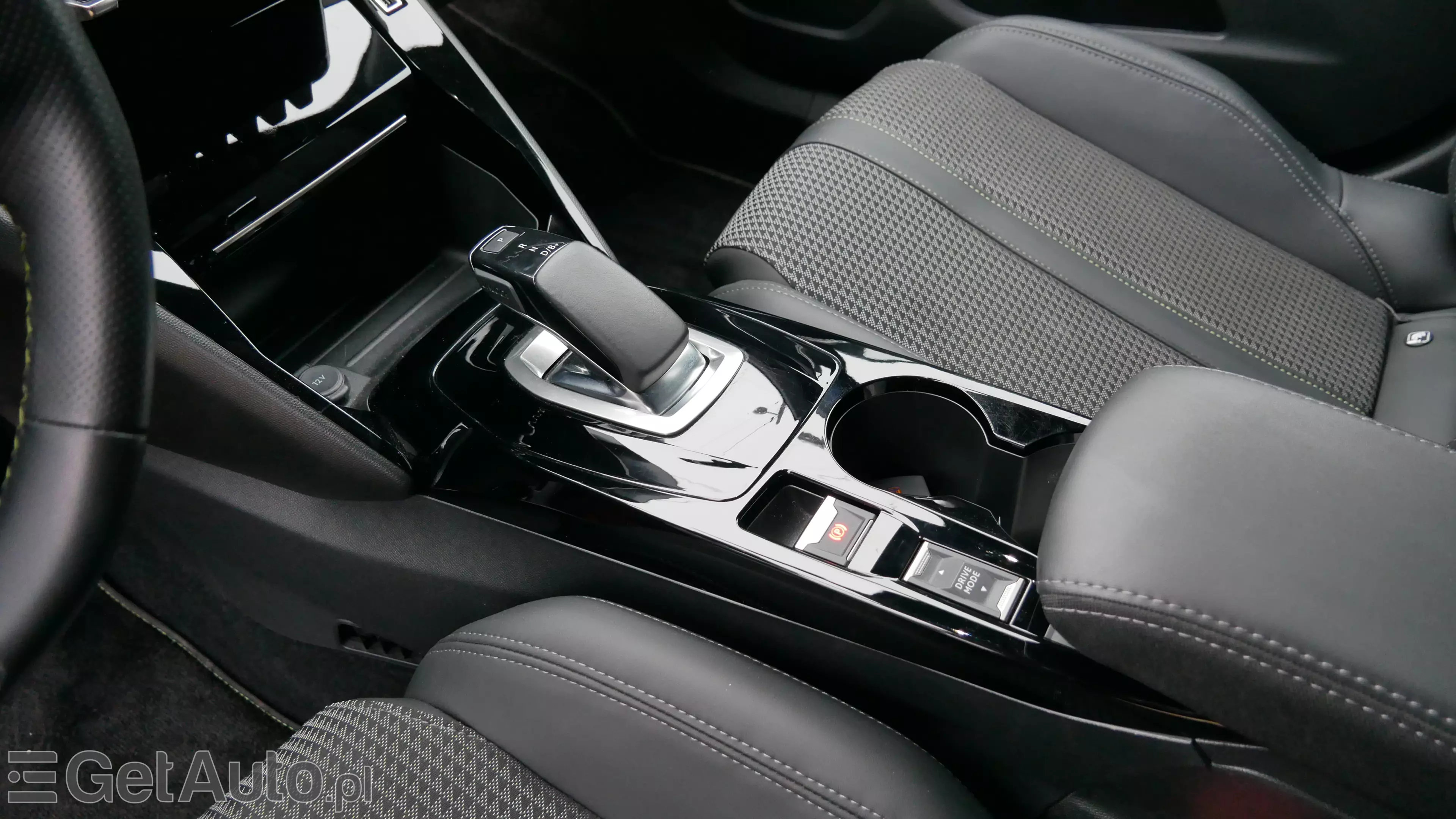 PEUGEOT 2008 GT Pack