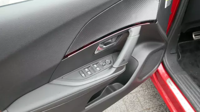 PEUGEOT 2008 GT Pack