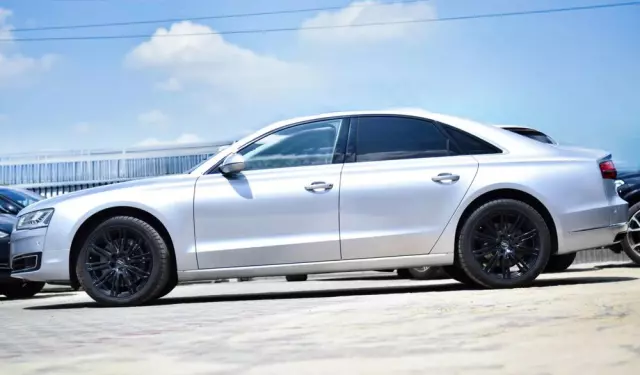 AUDI A8 4.2 TDI clean diesel Quattro