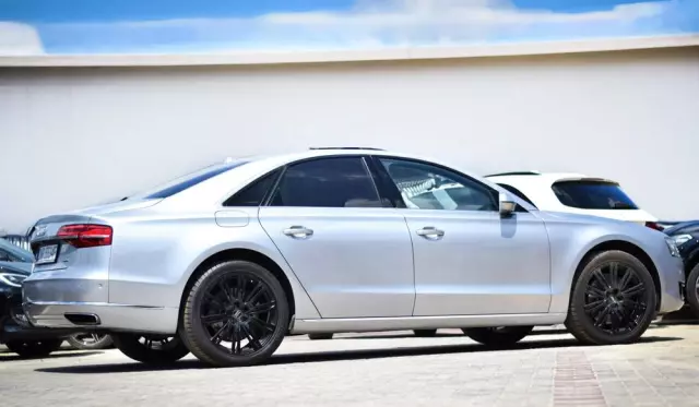 AUDI A8 4.2 TDI clean diesel Quattro