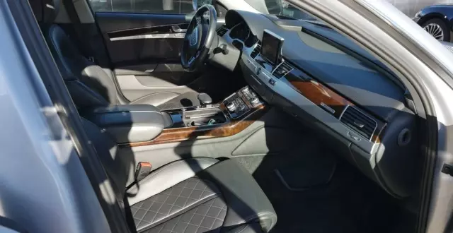 AUDI A8 4.2 TDI clean diesel Quattro