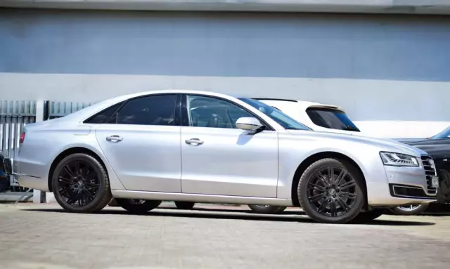 AUDI A8 4.2 TDI clean diesel Quattro