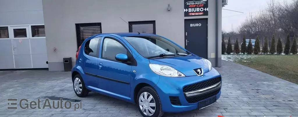 PEUGEOT 107 