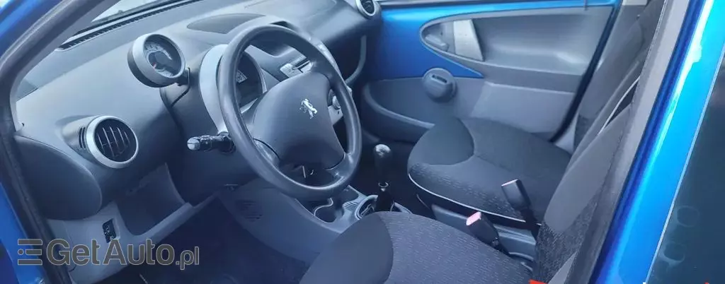 PEUGEOT 107 