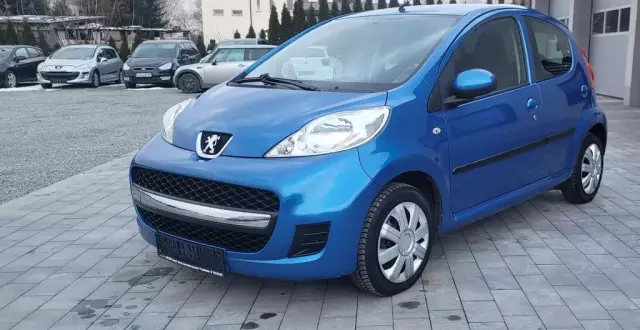 PEUGEOT 107 
