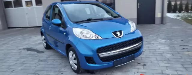 PEUGEOT 107 