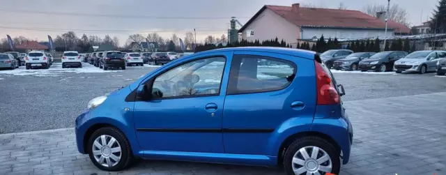 PEUGEOT 107 