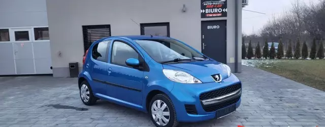PEUGEOT 107 