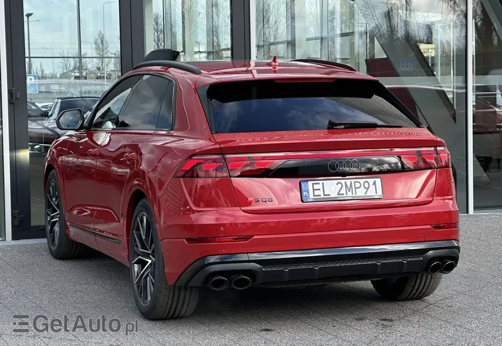 AUDI SQ8 