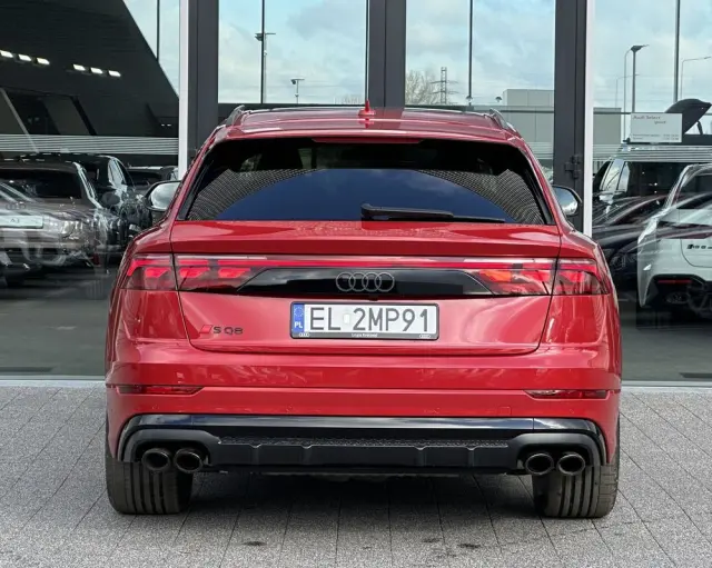 AUDI SQ8 