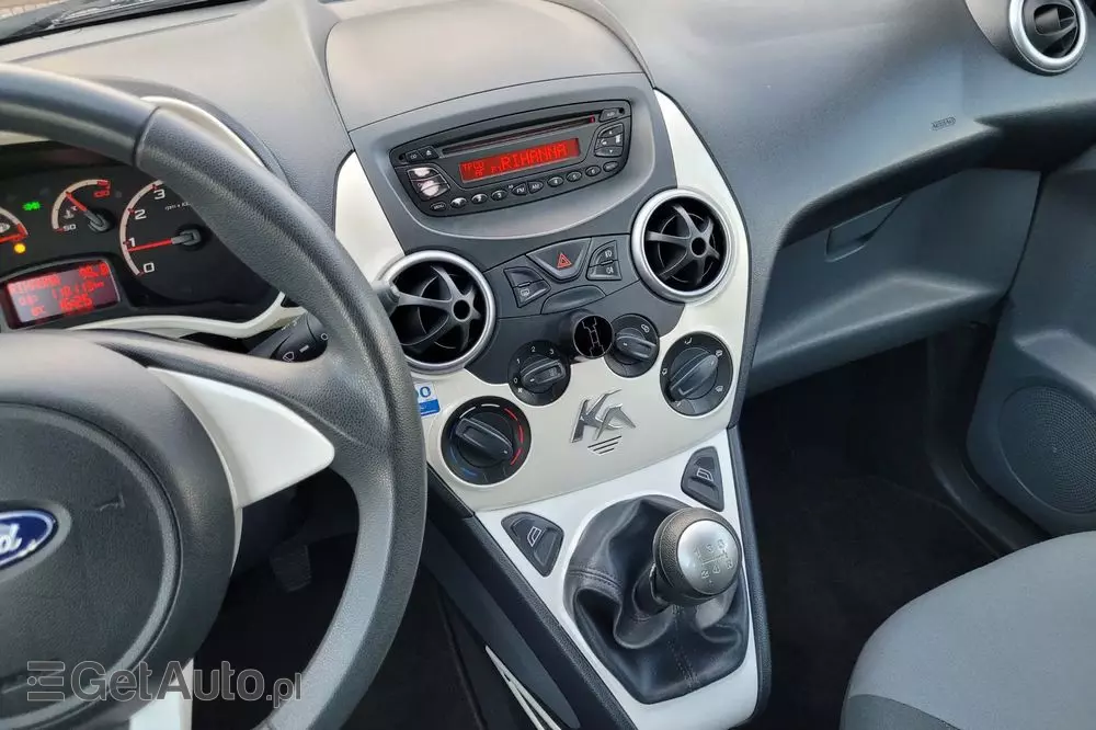 FORD KA 1.2 Titanium