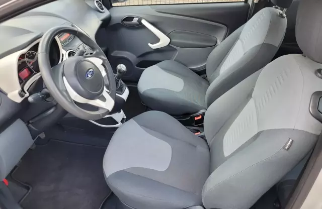 FORD KA 1.2 Titanium