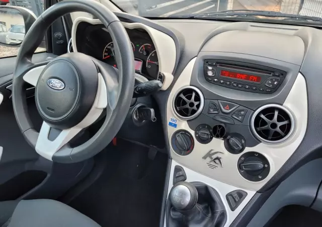 FORD KA 1.2 Titanium