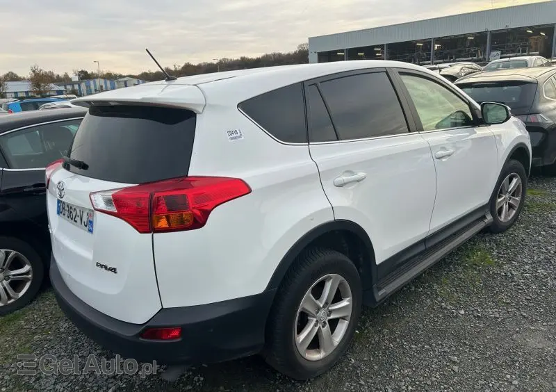 TOYOTA RAV4 
