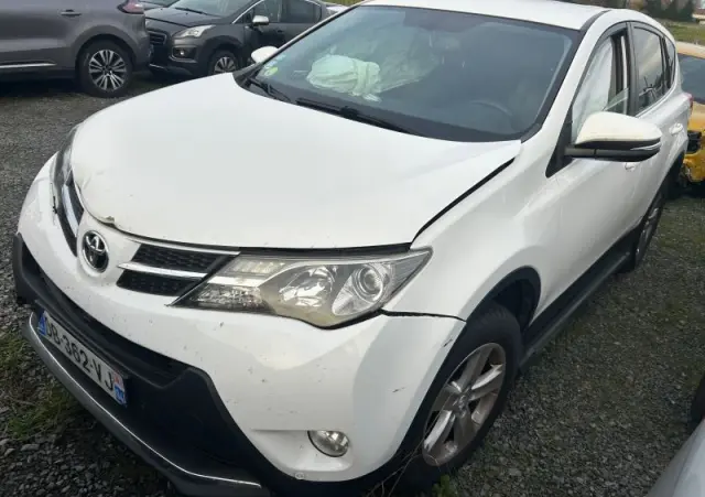 TOYOTA RAV4 