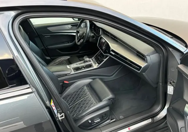 AUDI A6 Avant 55 TFSI e PHEV Quattro S Line S tronic