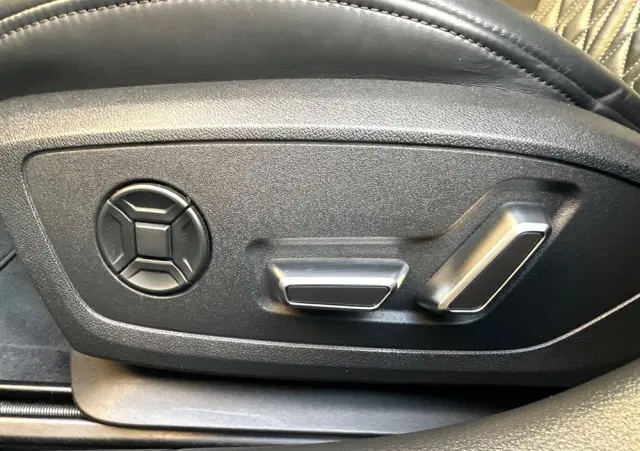 AUDI A6 Avant 55 TFSI e PHEV Quattro S Line S tronic