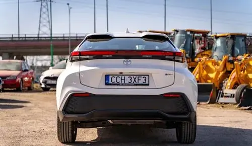 TOYOTA C-HR 