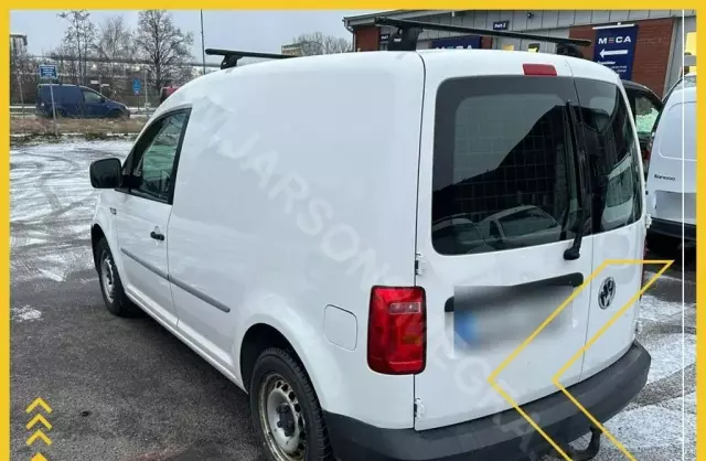 VOLKSWAGEN Caddy California 