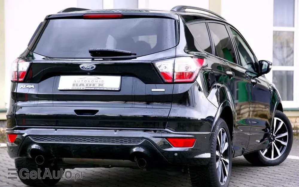 FORD Kuga 1.5 EcoBoost 2x4 Titanium