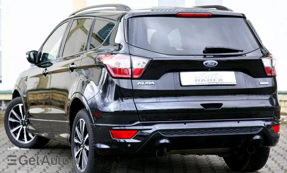 FORD Kuga 1.5 EcoBoost 2x4 Titanium