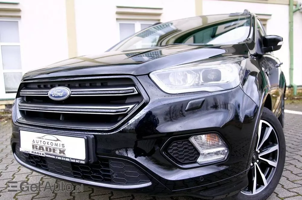 FORD Kuga 1.5 EcoBoost 2x4 Titanium