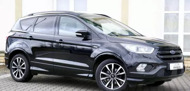 FORD Kuga 1.5 EcoBoost 2x4 Titanium