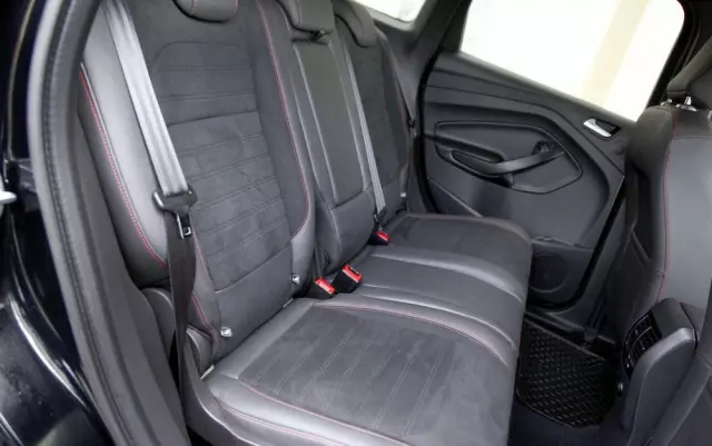 FORD Kuga 1.5 EcoBoost 2x4 Titanium