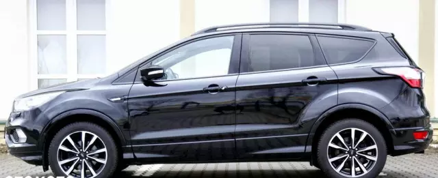 FORD Kuga 1.5 EcoBoost 2x4 Titanium