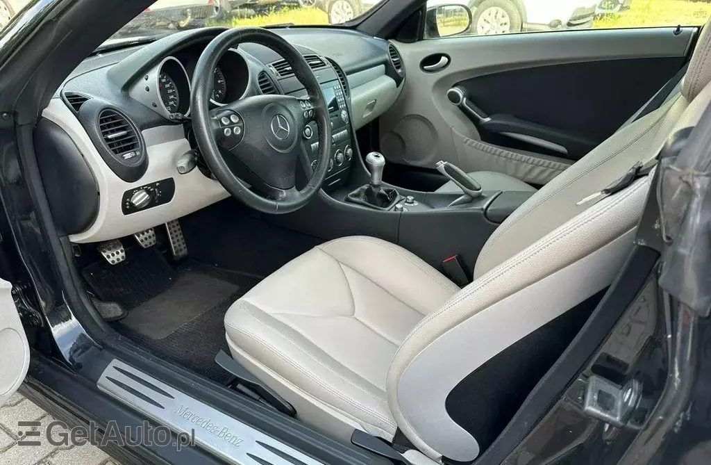 MERCEDES-BENZ SLK 