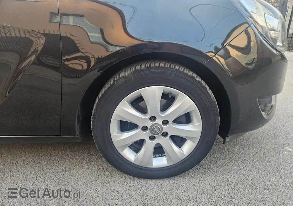 OPEL Meriva 1.4 T Cosmo S&S