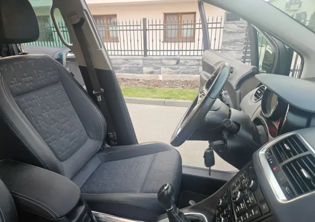 OPEL Meriva 1.4 T Cosmo S&S