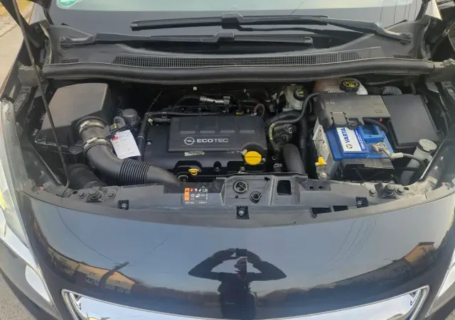 OPEL Meriva 1.4 T Cosmo S&S