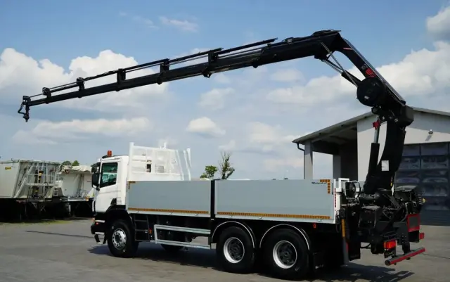 SCANIA P360 / 6X4 / SKRZYNIOWY 4.85 + HDS HIAB 211 E-6 HIDUO / UDŹWIG 7100KG / MAX WYSÓW 16.5 M / STEROWANIE RADIOWE 