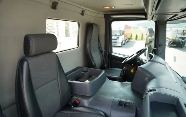 SCANIA P360 / 6X4 / SKRZYNIOWY 4.85 + HDS HIAB 211 E-6 HIDUO / UDŹWIG 7100KG / MAX WYSÓW 16.5 M / STEROWANIE RADIOWE 