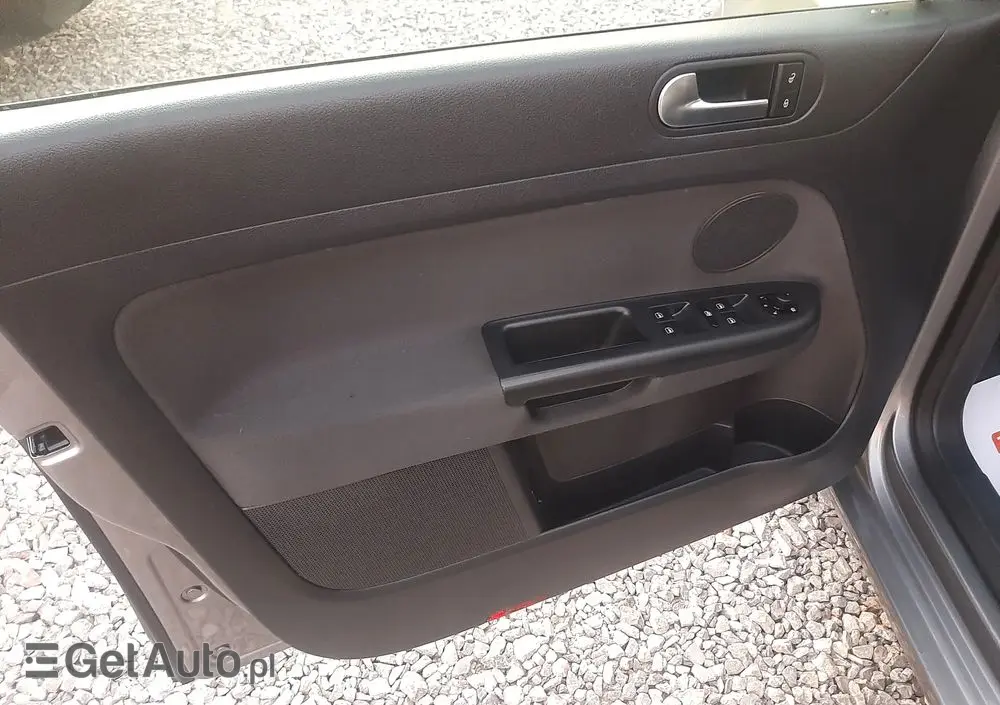 VOLKSWAGEN Golf Plus 1.6 TDI BlueMot Comfortline