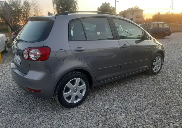 VOLKSWAGEN Golf Plus 1.6 TDI BlueMot Comfortline