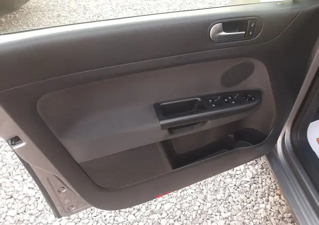 VOLKSWAGEN Golf Plus 1.6 TDI BlueMot Comfortline