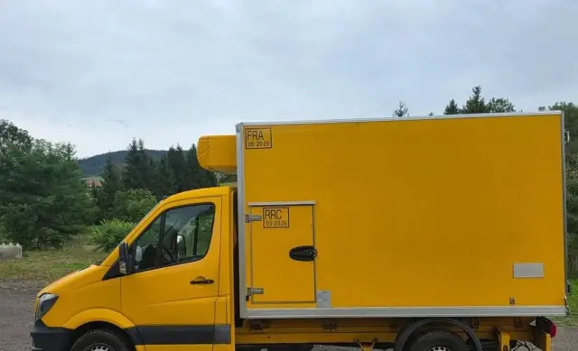 MERCEDES-BENZ Sprinter 