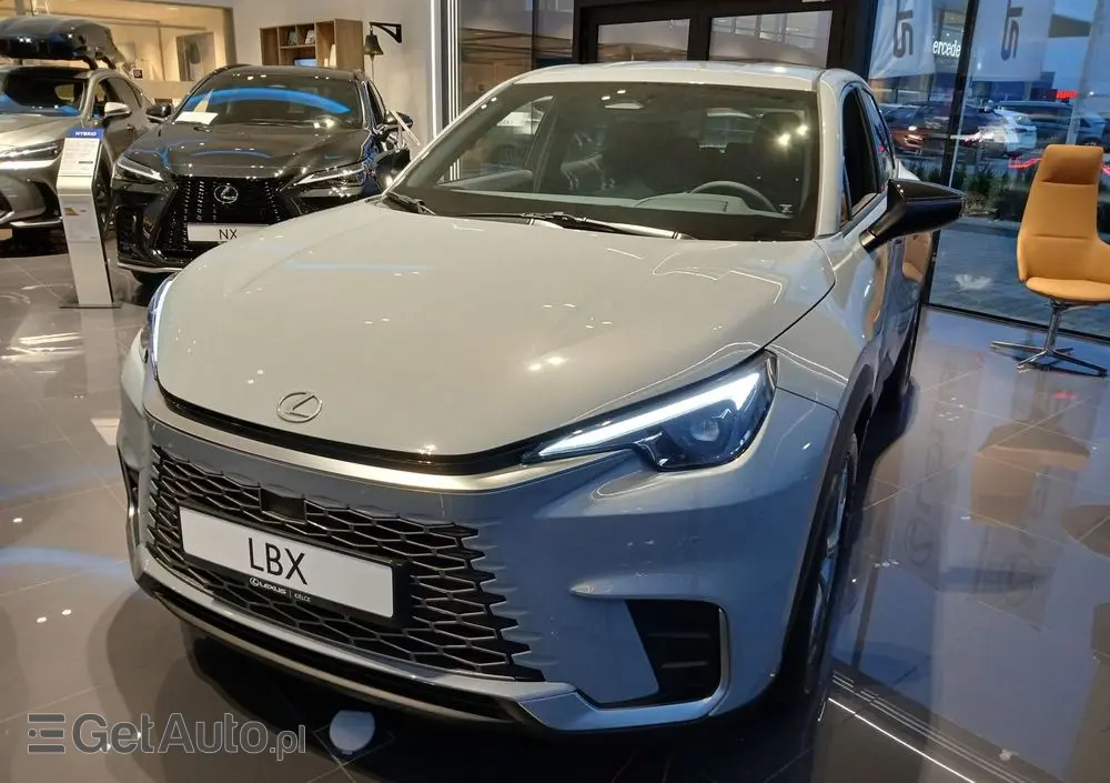 LEXUS LBX 1.5 Hybrid Elegant