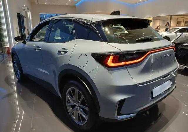 LEXUS LBX 1.5 Hybrid Elegant