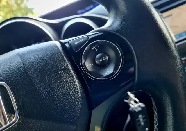 HONDA Civic 1.8 i-VTEC Comfort