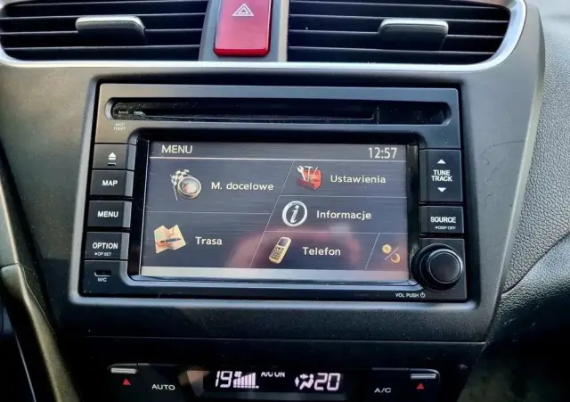 HONDA Civic 1.8 i-VTEC Comfort