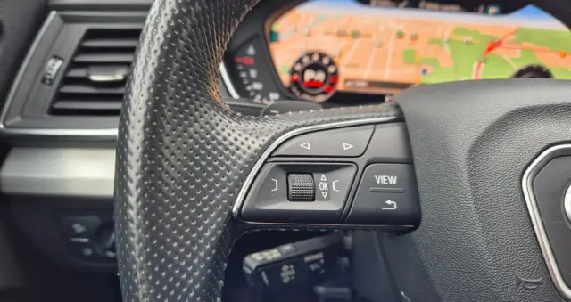 AUDI Q5 2.0 TFSI Quattro Sport S tronic