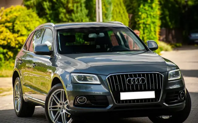 AUDI Q5 2.0 TDI Quattro S tronic