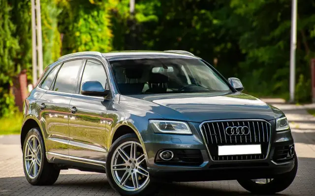 AUDI Q5 2.0 TDI Quattro S tronic