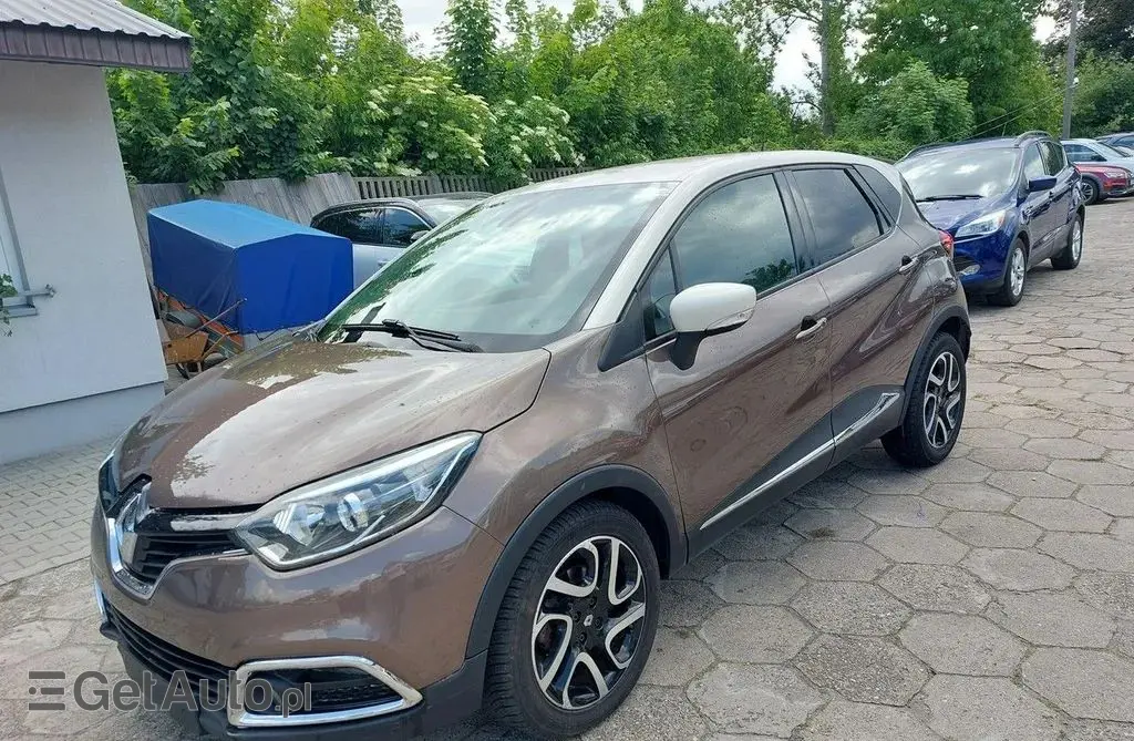 RENAULT Captur 