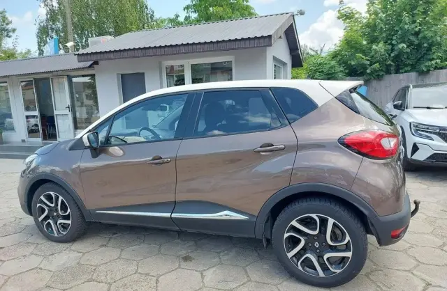 RENAULT Captur 