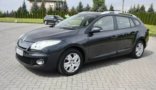 RENAULT Megane 