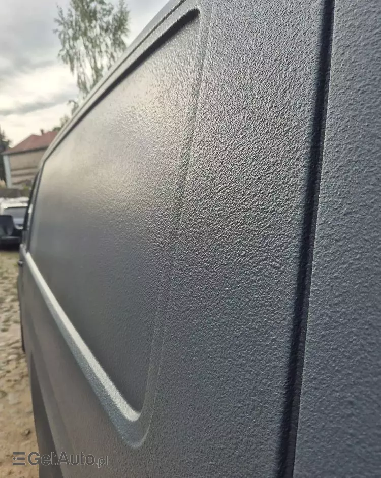 VOLKSWAGEN TRANSPORTER T5 